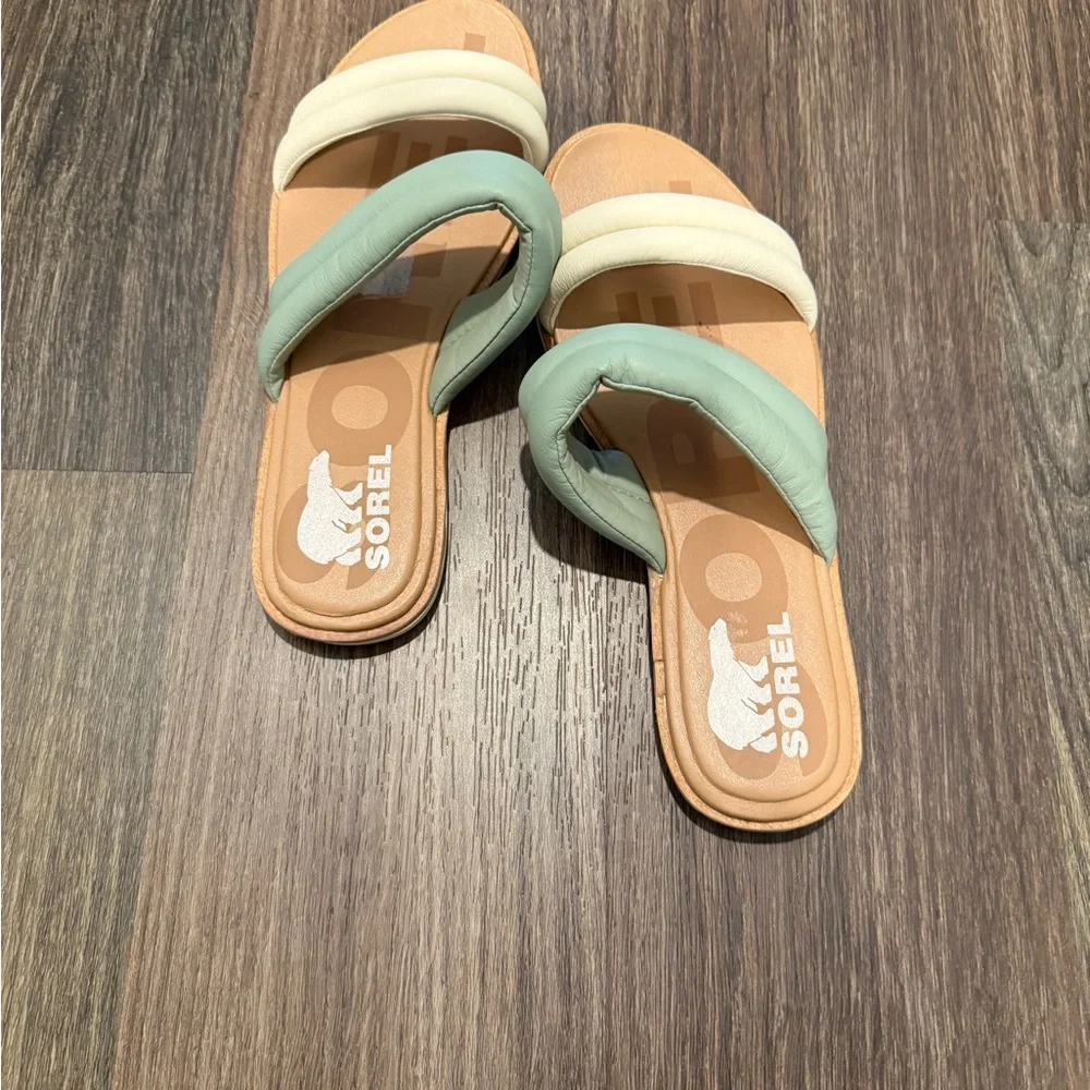 Sorel Women's Ella II Puff Slide Sandal (safari, chalk) - Picture 3 of 4